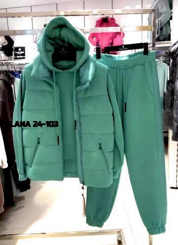 Спортивный костюм 23152294