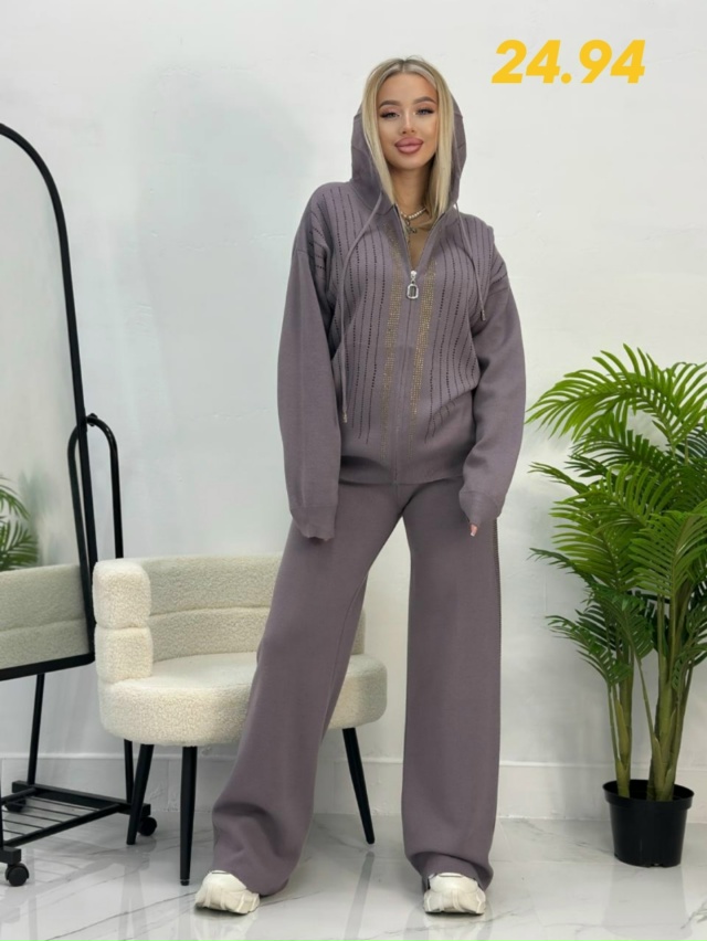 Спортивный костюм 23153201