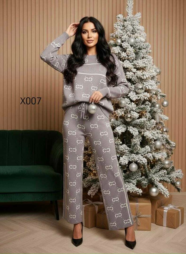 Спортивный костюм 23153524