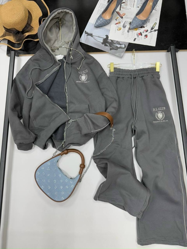 Спортивный костюм 23153868