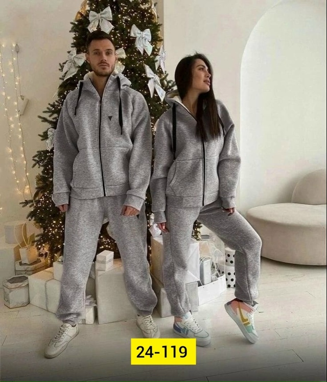 Спортивный костюм 23154979