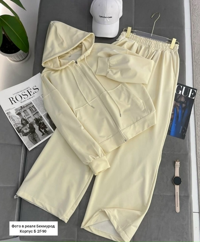 Спортивный костюм 23154915