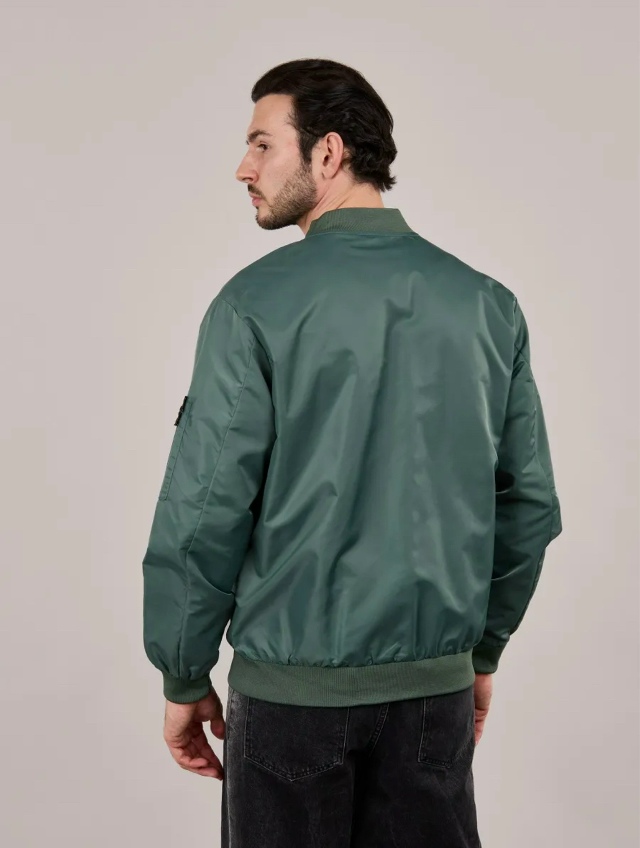 Ветровка 23157575