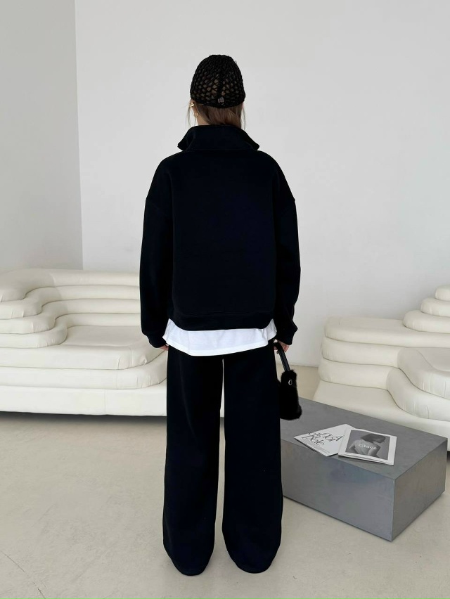 Спортивный костюм 23159177