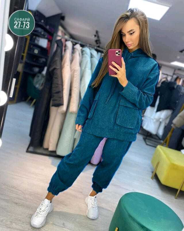 Спортивный костюм 23159653