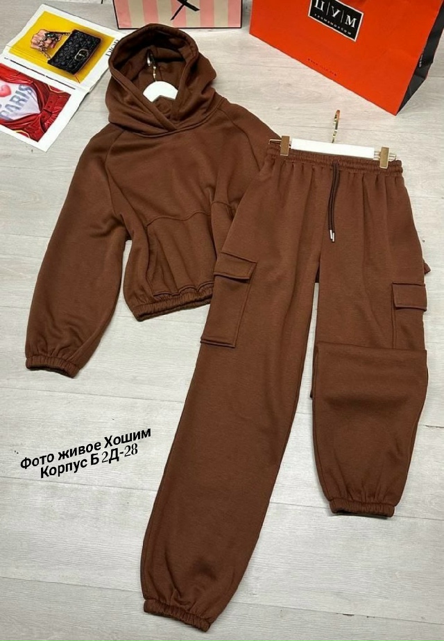 Спортивный костюм 23162844