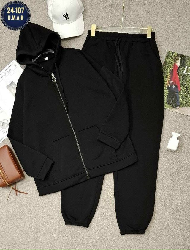 Спортивный костюм 23164256