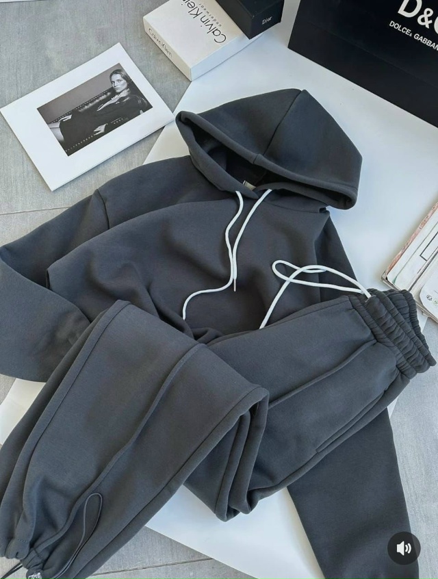 Спортивный костюм 23166941