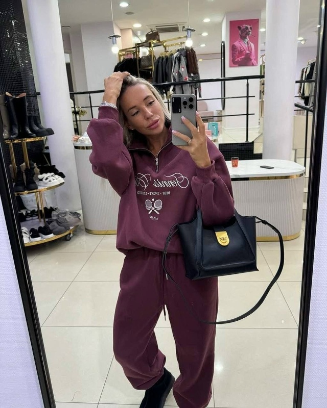 Спортивный костюм 23166936