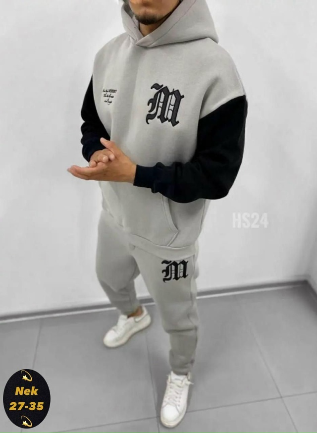 Спортивный костюм 23168550