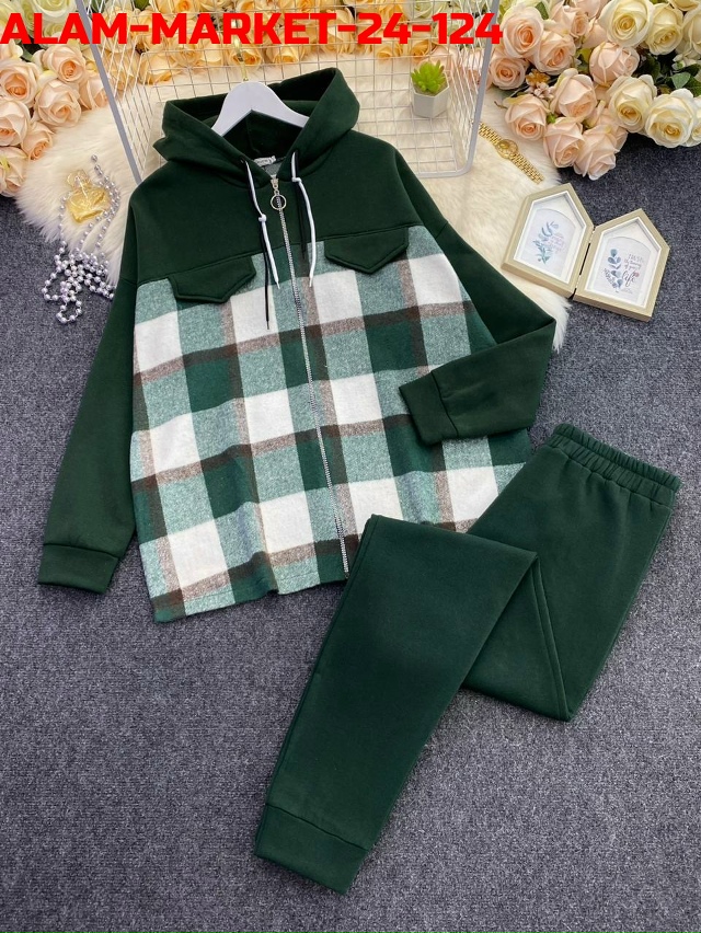 Спортивный костюм 23168616