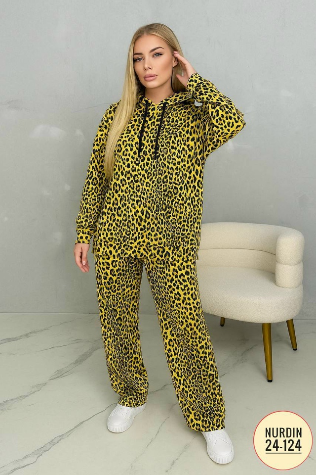 Спортивный костюм 23168696