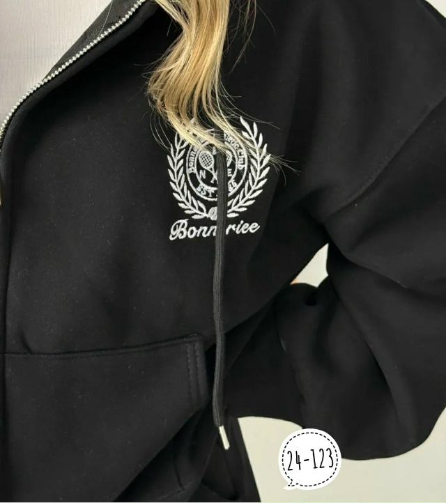 Спортивный костюм 23171209