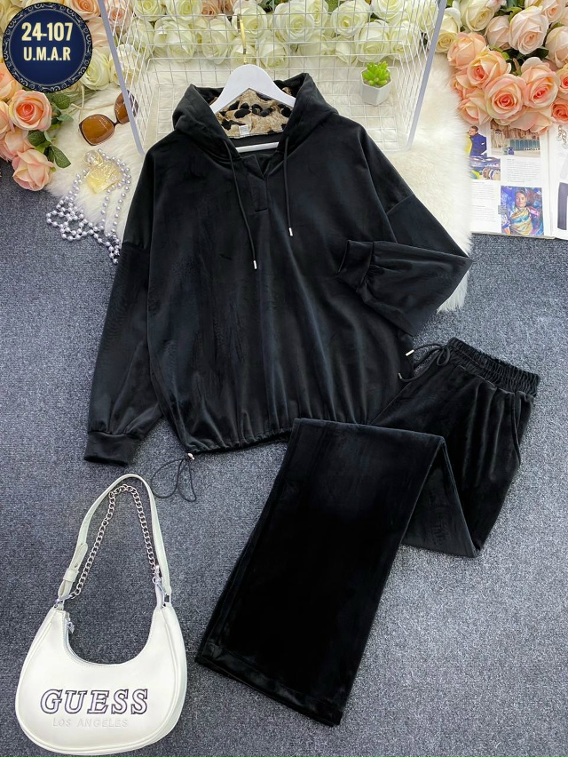 Спортивный костюм 23173993