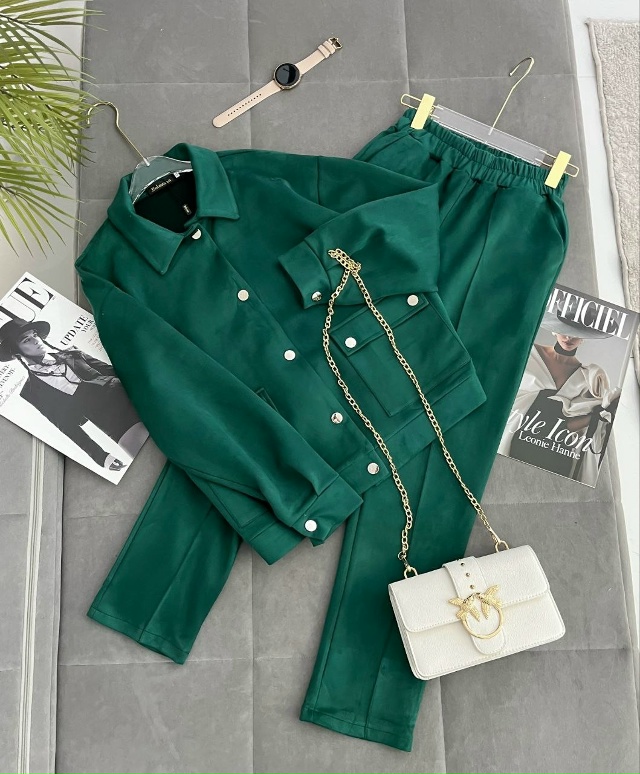 Костюм 23175218