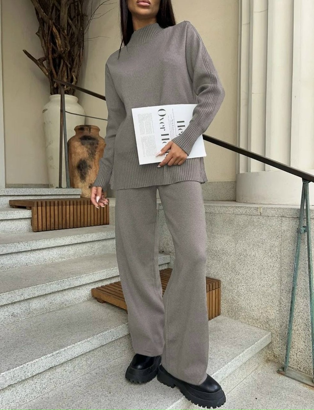 Костюм 23176094