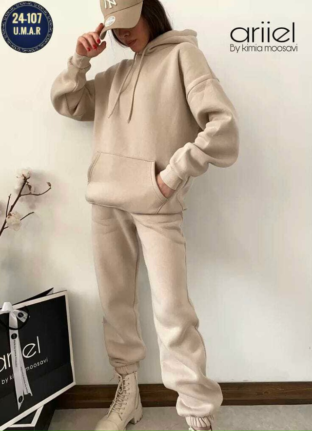 Спортивный костюм 23176469