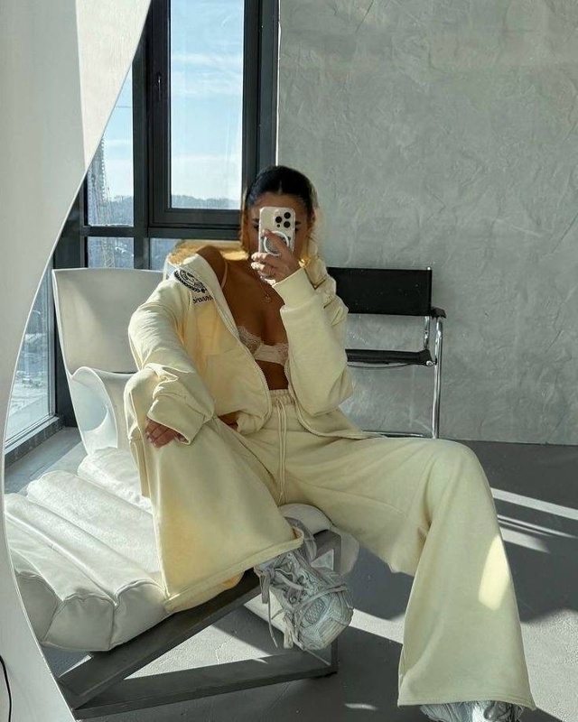 Спортивный костюм 23175911