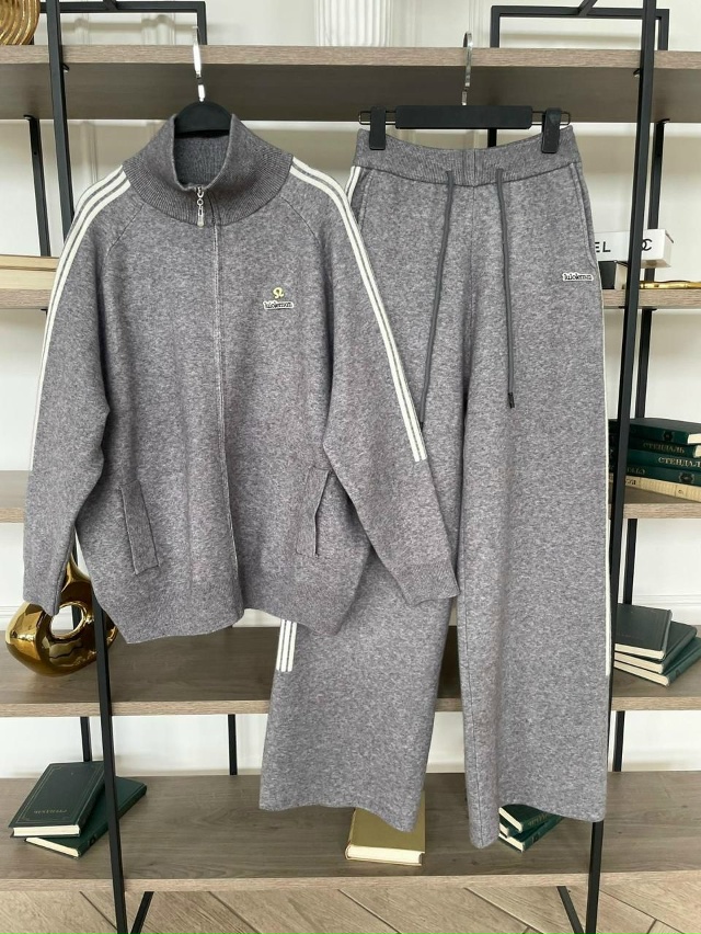 Спортивный костюм 23177623