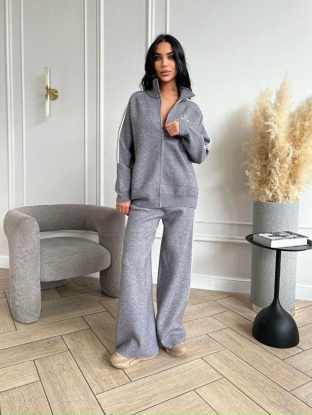 Спортивный костюм 23177623