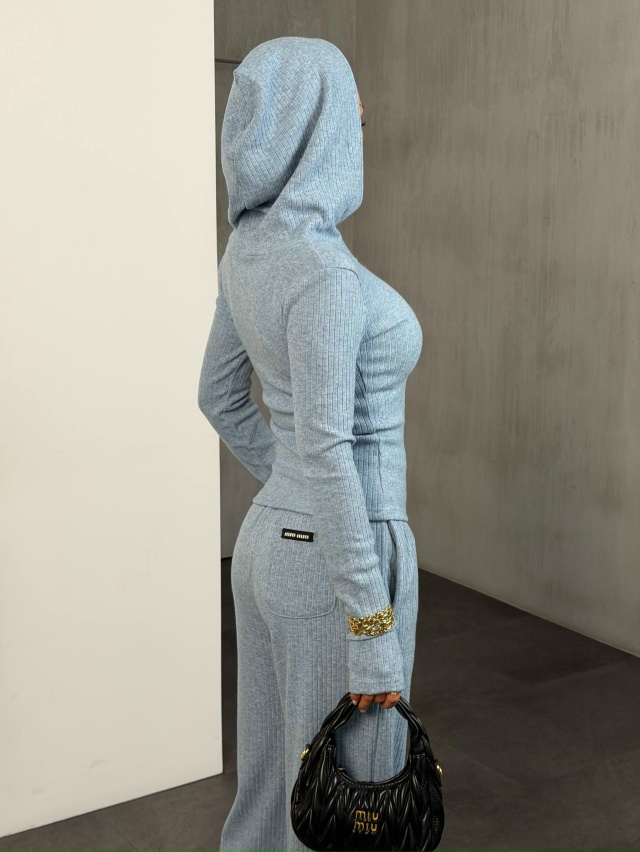 Костюм 23179328