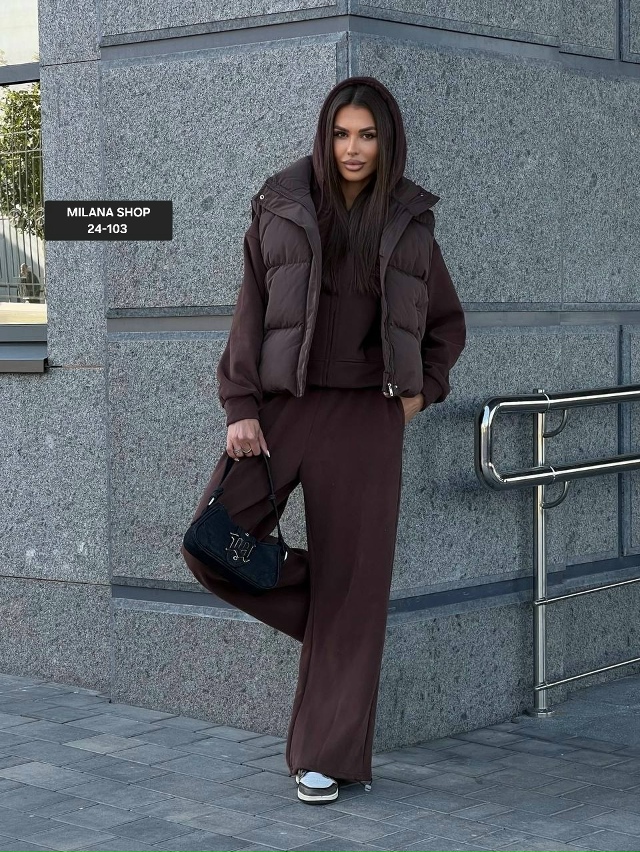 Спортивный костюм 23179136