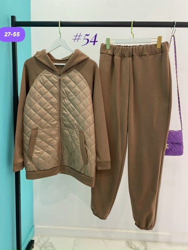 Спортивный костюм 23179848