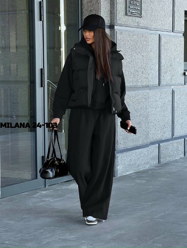 Спортивный костюм 23179898