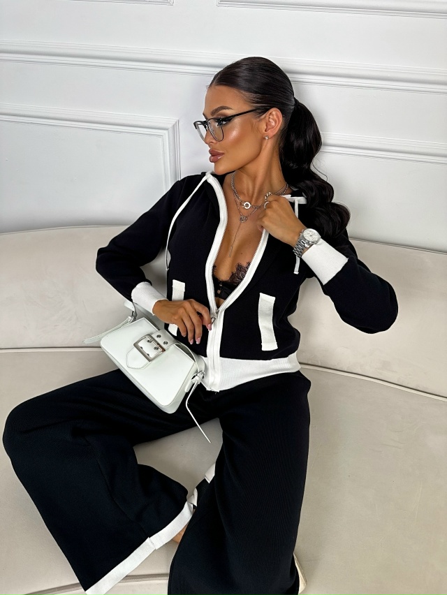 Костюм 23180009