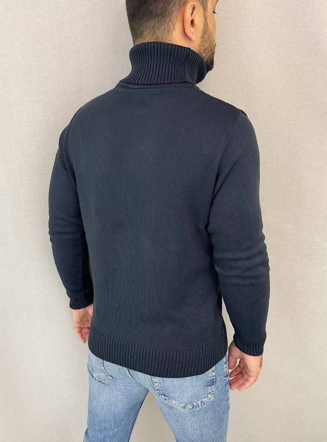 Свитер 23192435